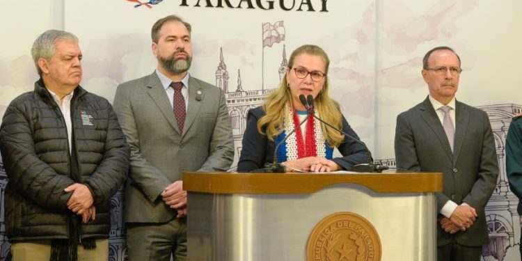 Salud garantizó cobertura médica durante el traslado de 618 reclusos y reforzó el control de enfermedades en cárceles