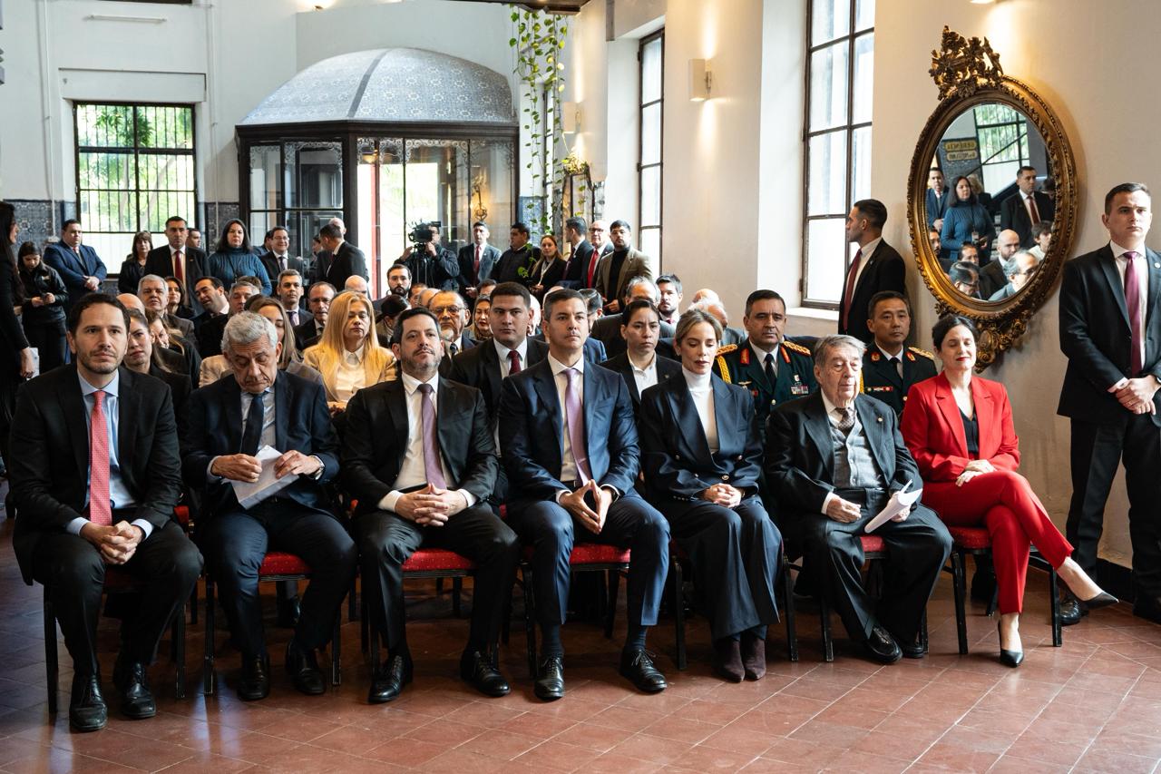 Peña reivindica la Constitución de 1992 como el mayor instrumento democrático de la historia paraguaya