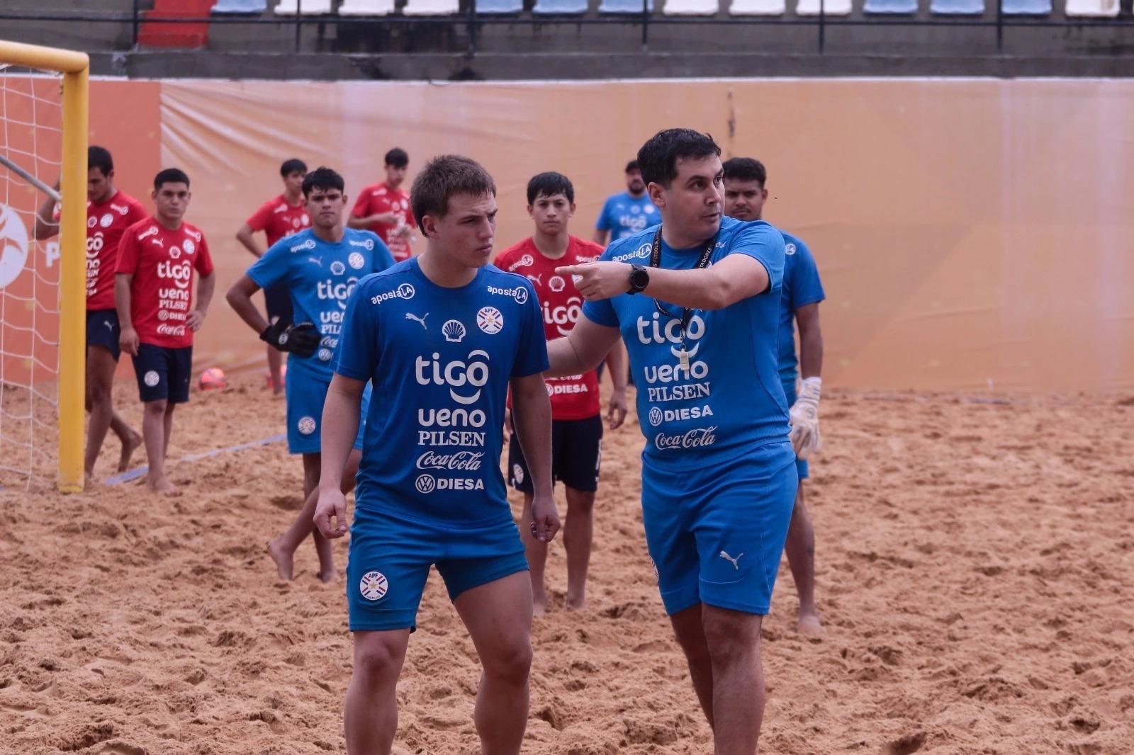 Pynandi juveniles ponen en marcha la ilusión sudamericana en la arena de Luque Pynandi juveniles ponen en marcha la ilusión sudamericana en la arena de Luque
