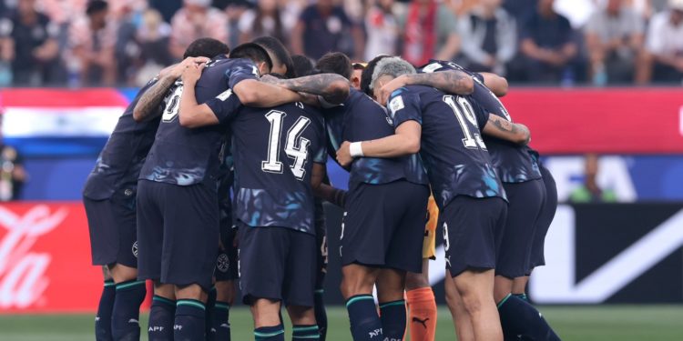 Duro revés para la Albirroja en un accidentado debut frente al anfitrión del Mundial Duro revés para la Albirroja en un accidentado debut frente al anfitrión del Mundial