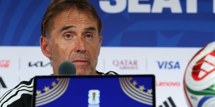 Entre la épica y el abismo: Qatar y Julen Lopetegui se juegan la última vida en el Mundial ante Bosnia-Herzegovina Entre la épica y el abismo: Qatar y Julen Lopetegui se juegan la última vida en el Mundial ante Bosnia-Herzegovina