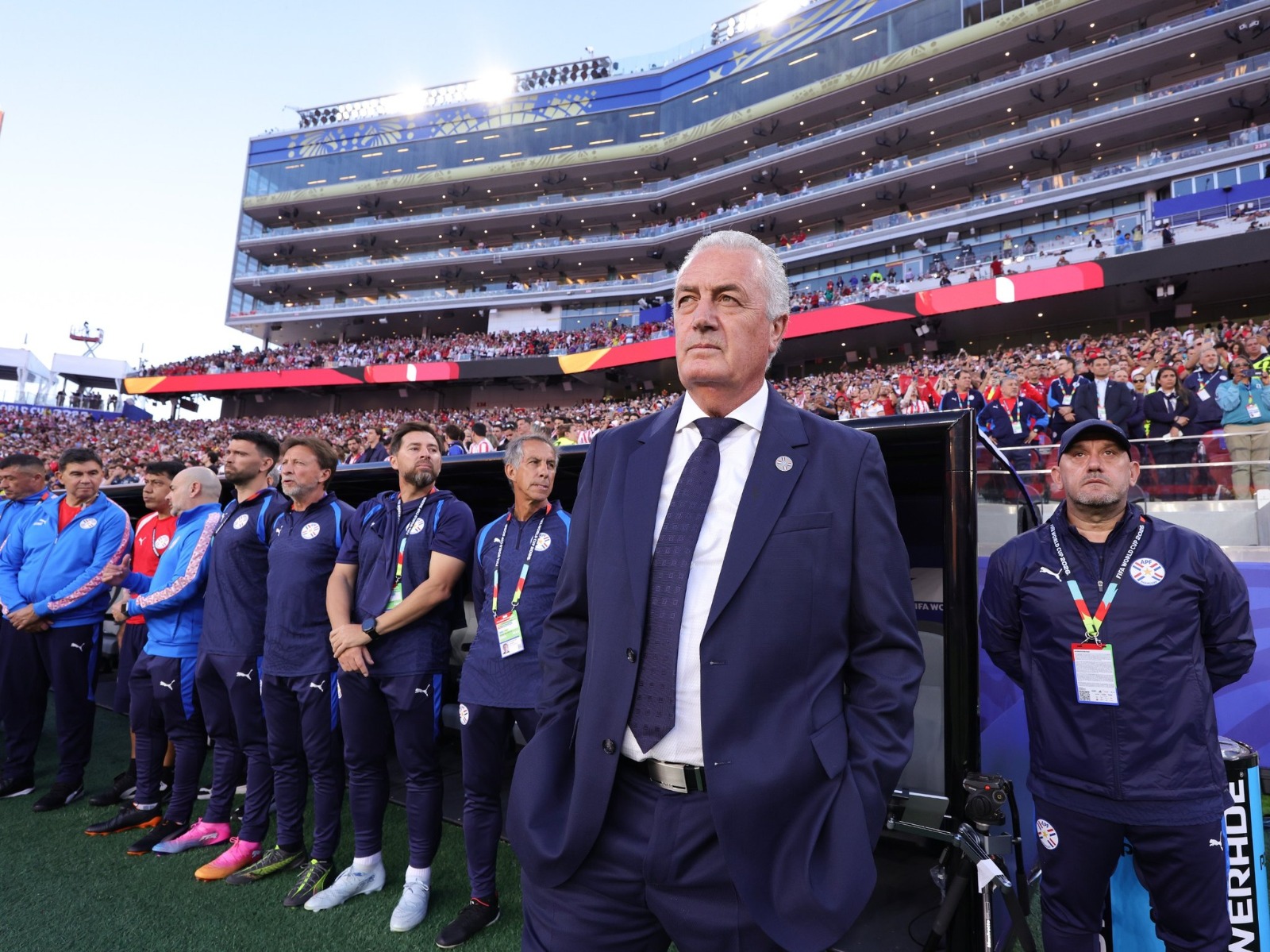 Forjado en la adversidad y con la guardia en alto: Gustavo Alfaro apela a la fibra íntima del plantel para la final ante Australia