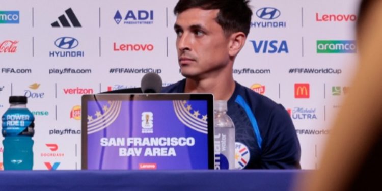 El debate sobre los tiempos muertos en Norteamérica 2026: Andrés Cubas analizó el impacto de las pausas de hidratación en el ritmo de juego