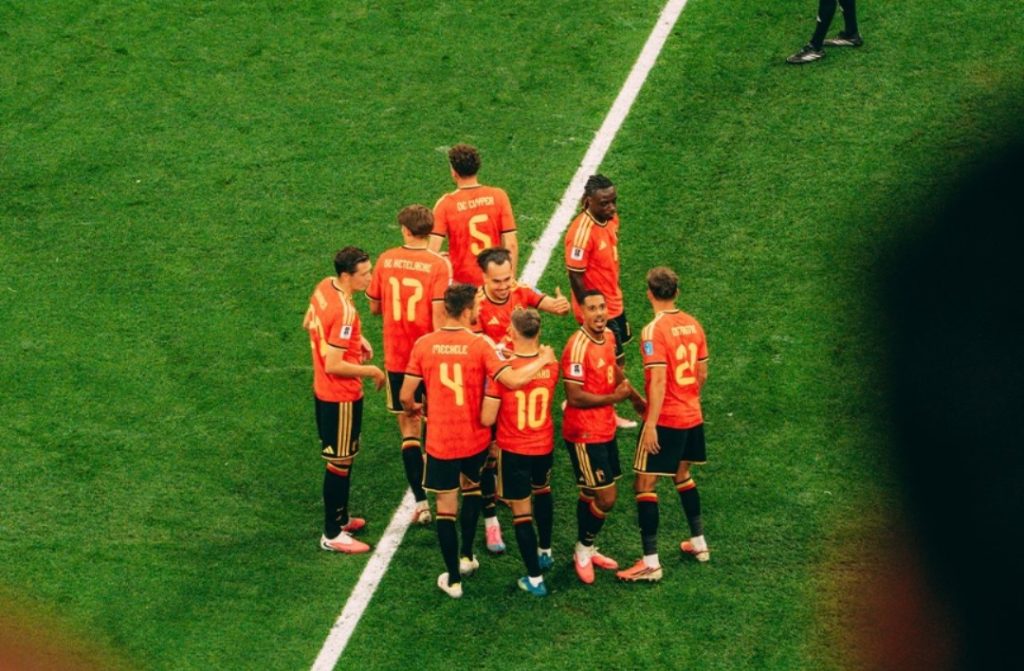 Bélgica despierta a tiempo: Aplastante goleada ante Nueva Zelanda para espantar los fantasmas y asegurar el liderato del Grupo G