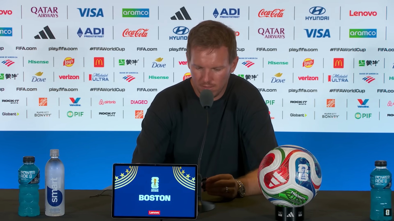 Dura autocrítica y postura firme en el banco alemán: Julian Nagelsmann descarta su renuncia tras la eliminación ante Paraguay y admite que Alemania perdió su lugar en la élite