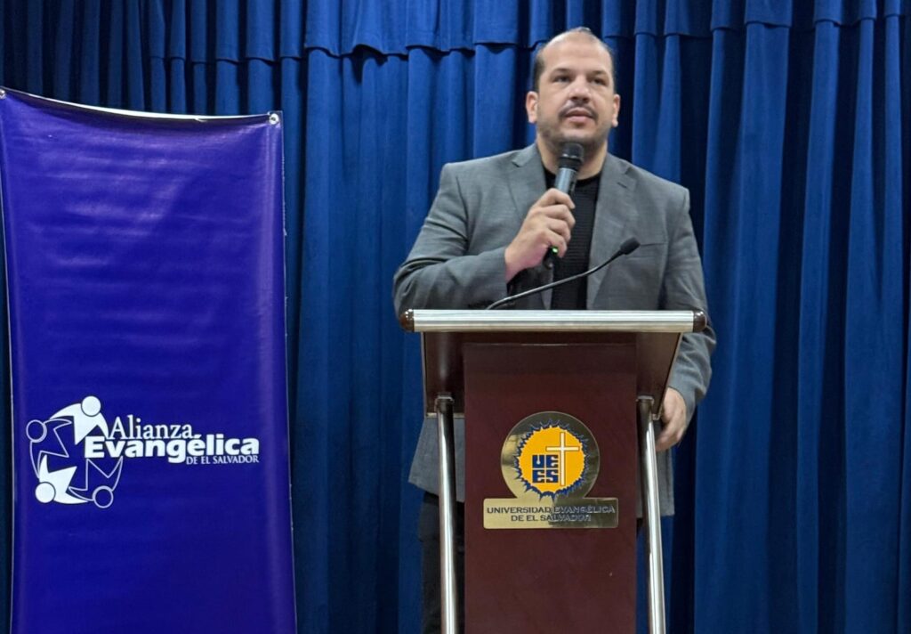 La Iglesia Evangélica de América Latina creció con fuerza, pero ahora enfrenta el desafío de madurar con unidad, transparencia y misión La Iglesia Evangélica de América Latina creció con fuerza, pero ahora enfrenta el desafío de madurar con unidad, transparencia y misión