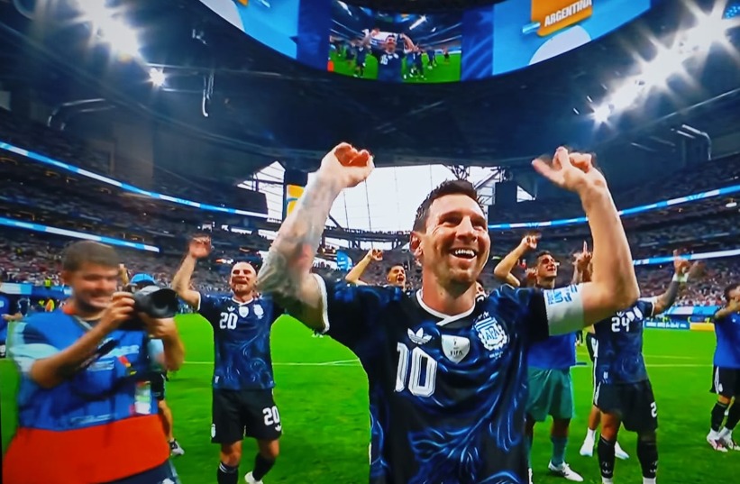 En épica remontada, Argentina derriba a Inglaterra y va por el bicampeonato mundial