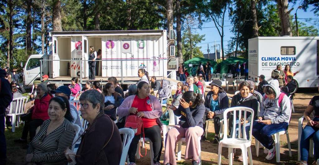 Ciudad Mujer Móvil llega a Boquerón para brindar atención integral y gratuita a las comunidades Ciudad Mujer Móvil llega a Boquerón para brindar atención integral y gratuita a las comunidades