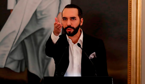 «La Biblia nos guía», la respuesta de Nayib Bukele a un niño que conmovió a miles «La Biblia nos guía», la respuesta de Nayib Bukele a un niño que conmovió a miles