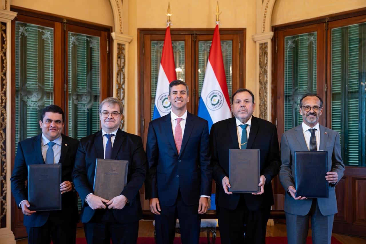 Paraguay firma acuerdo regional para avanzar hacia un mercado aéreo único en Sudamérica