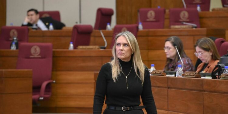 Tildan de “indignante” el estado del Hospital de Itauguá y apuntan a la falta de voluntad política Tildan de “indignante” el estado del Hospital de Itauguá y apuntan a la falta de voluntad política