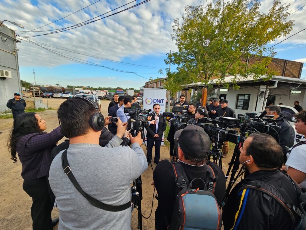 La Policía recupera casi toda la carga robada tras violento asalto comando a depósito de la DNIT