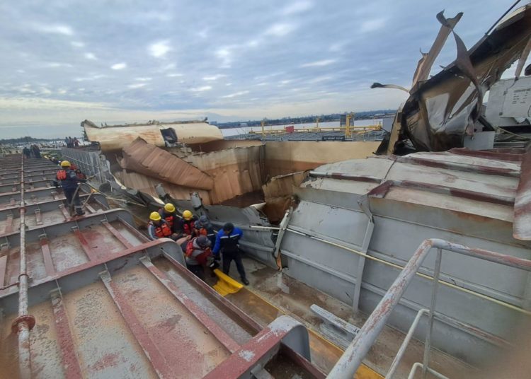Explosión de barcaza: Prefectura Naval evita adelantar hipótesis y dice que peritaje determinará las causas Explosión de barcaza: Prefectura Naval evita adelantar hipótesis y dice que peritaje determinará las causas