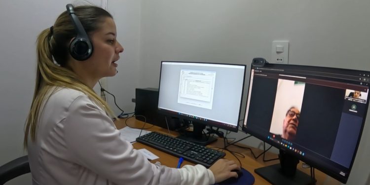 El IPS comenzó a implementar el «Hospital Virtual» para consultas médicas por videollamada El IPS comenzó a implementar el «Hospital Virtual» para consultas médicas por videollamada