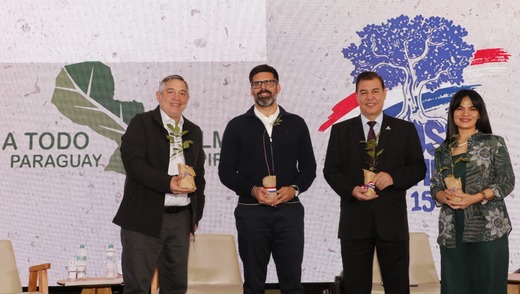Lanzan la 15° edición de “Colosos de la Tierra” con fuerte enfoque en la educación ambiental Lanzan la 15° edición de “Colosos de la Tierra” con fuerte enfoque en la educación ambiental
