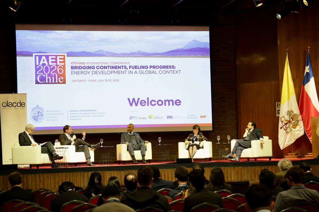 Paraguay destaca su potencial como hub energético en la 47.ª Conferencia de la IAEE en Chile