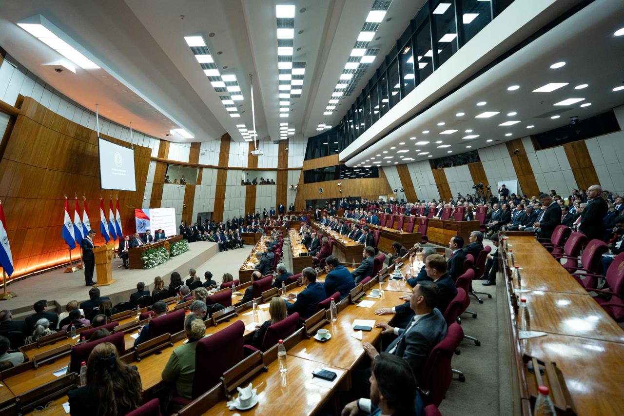 Peña afirma que Paraguay atraviesa un momento económico sin precedentes Peña afirma que Paraguay atraviesa un momento económico sin precedentes