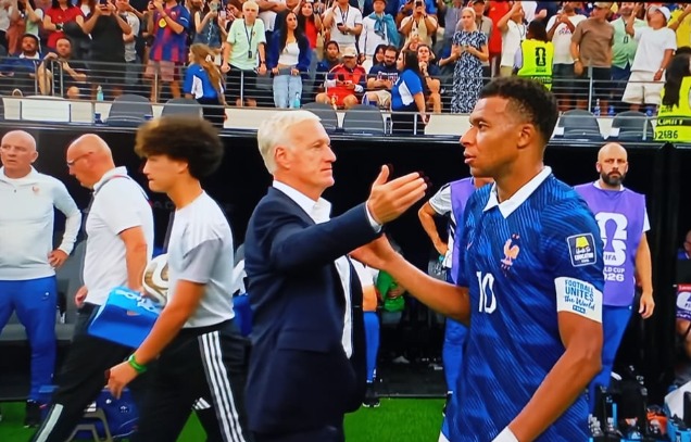 El racismo en el fútbol: ¿Qué estamos sembrando en el terreno de juego? El racismo en el fútbol: ¿Qué estamos sembrando en el terreno de juego?