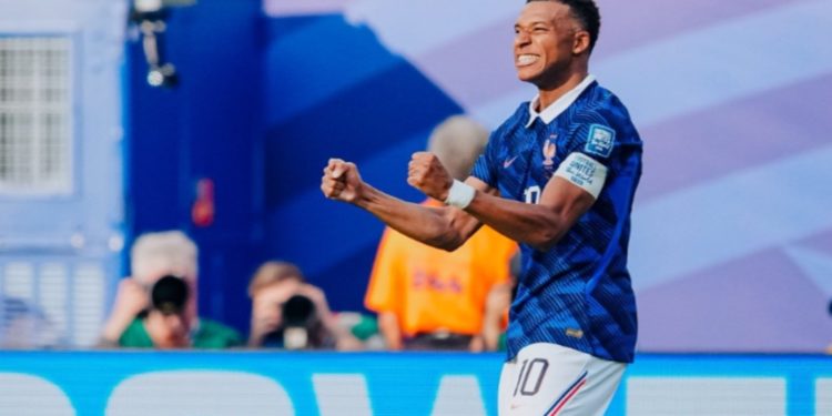 Amenaza para la Albirroja: El brutal registro de Kylian Mbappé que pone en alerta a Paraguay de cara a los octavos de final Amenaza para la Albirroja: El brutal registro de Kylian Mbappé que pone en alerta a Paraguay de cara a los octavos de final