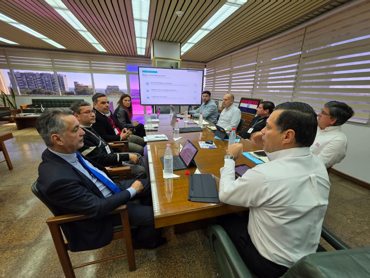 ANDE ajusta la licitación de la primera planta solar de Loma Plata ANDE ajusta la licitación de la primera planta solar de Loma Plata