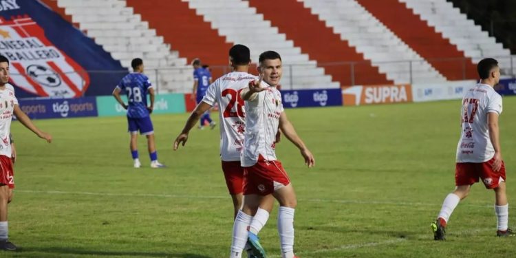 El vigente campeón sigue en carrera: General Caballero JLM supera a Sportivo Limpeño y clasifica en la Copa Paraguay El vigente campeón sigue en carrera: General Caballero JLM supera a Sportivo Limpeño y clasifica en la Copa Paraguay