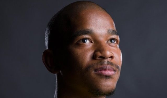 Sudáfrica despide con profunda emoción a Jayden Adams en medio del dolor y el respeto del fútbol mundial Sudáfrica despide con profunda emoción a Jayden Adams en medio del dolor y el respeto del fútbol mundial