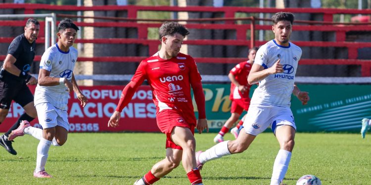 Épica remontada en Carapeguá: Paraguarí AC revierte un dos a cero y tumba a Independiente en la última acción Épica remontada en Carapeguá: Paraguarí AC revierte un dos a cero y tumba a Independiente en la última acción