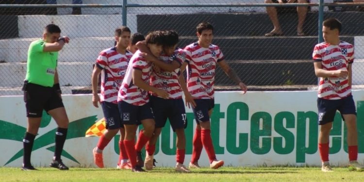 Presidente Hayes y 3 de Febrero sonríen en el arranque de la Primera B Presidente Hayes y 3 de Febrero sonríen en el arranque de la Primera B