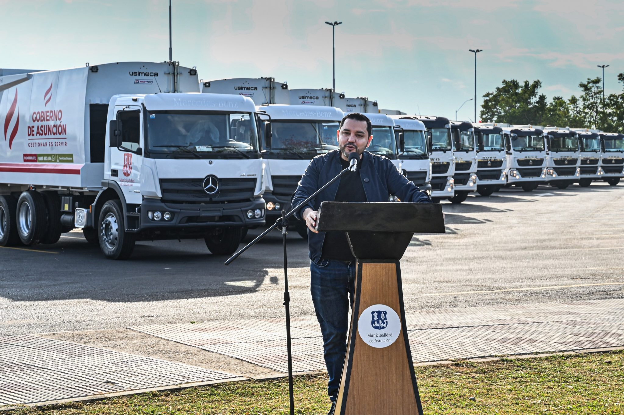 Asunción incorpora 11 nuevos camiones para fortalecer la recolección de residuos Asunción incorpora 11 nuevos camiones para fortalecer la recolección de residuos