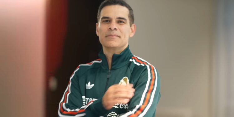 Rafa Márquez prepara su estreno al frente del seleccionado mexicano en choque amistoso ante Colombia