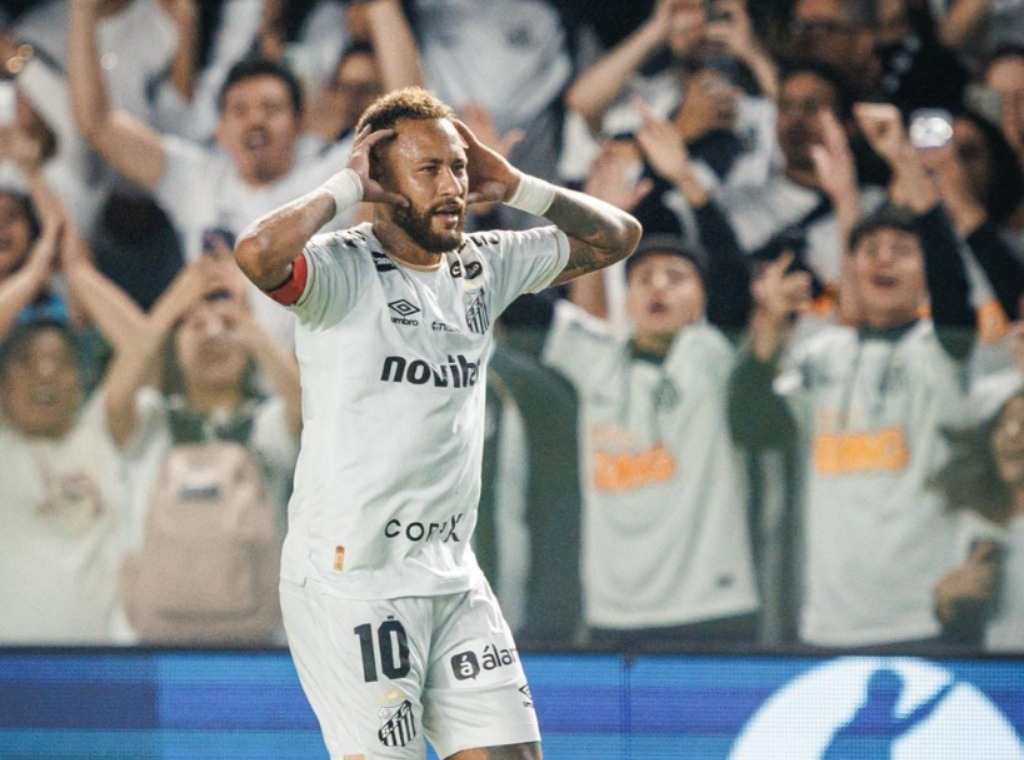 Retorno con doblete y salvación agónica: Neymar reapareció en el Santos con dos goles en el empate ante Chapecoense Retorno con doblete y salvación agónica: Neymar reapareció en el Santos con dos goles en el empate ante Chapecoense