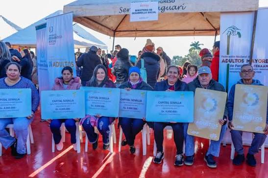 Realizaron las transferencias de dinero de Tenonderã 2026, el programa que beneficia a microemprendedores de todo el país