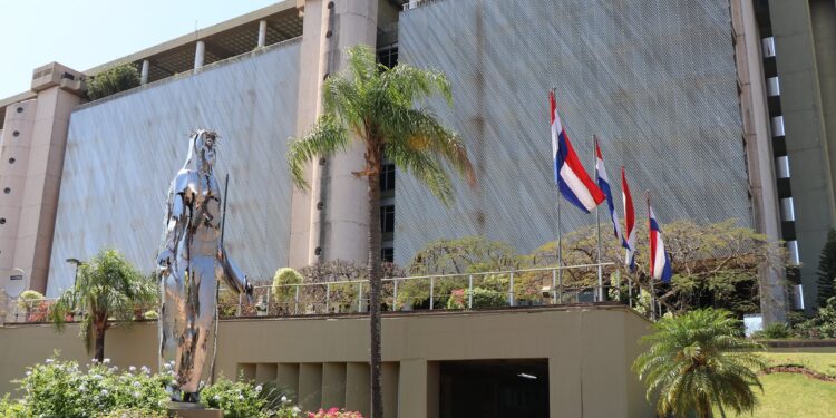 Paraguay registra superávit comercial de USD 679 millones a julio Paraguay registra superávit comercial de USD 679 millones a julio