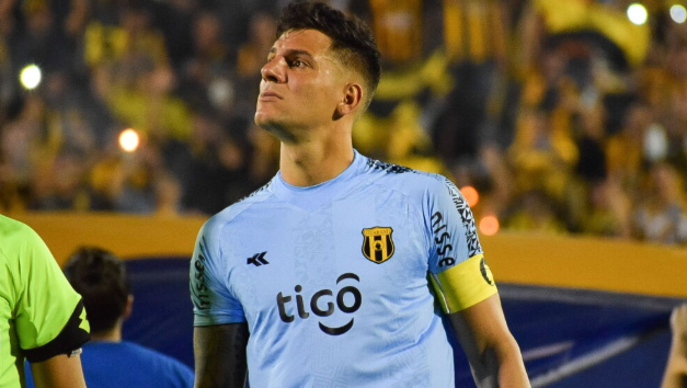 Gaspar Servio llevará su conflicto con Guaraní ante la FIFA Gaspar Servio llevará su conflicto con Guaraní ante la FIFA