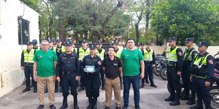 Iglesia impulsa acompañamiento espiritual y social a policías de Lambaré Iglesia impulsa acompañamiento espiritual y social a policías de Lambaré