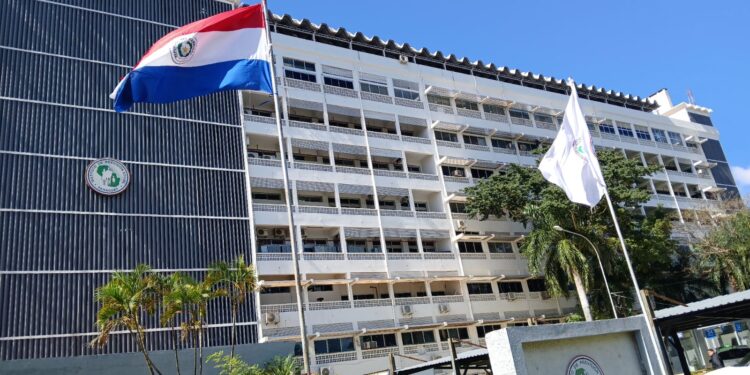 IPS confirma que el principio de incendio en el Hospital Central fue provocado intencionalmente