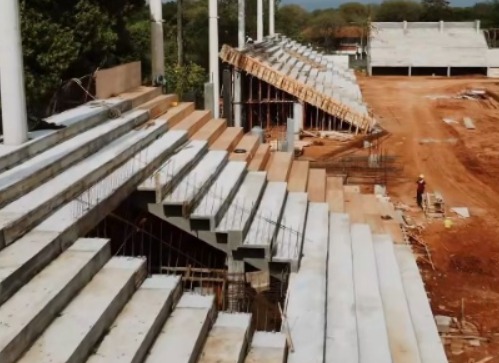 Guaraní exhibe importantes progresos en la construcción de su renovado estadio Guaraní exhibe importantes progresos en la construcción de su renovado estadio