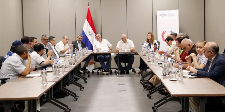 El MEC y el MEF buscan anticiparse a paro docente y abren diálogo sobre el PGN 2027