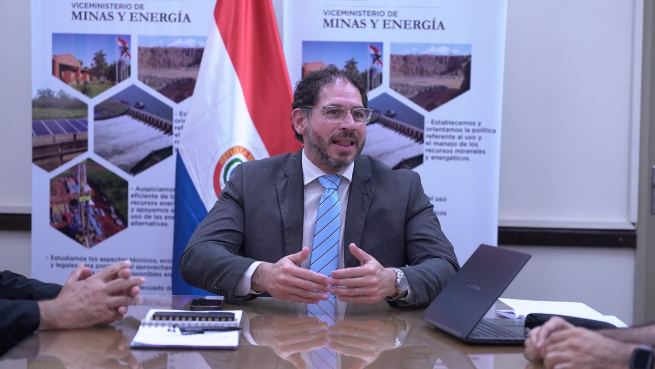 Paraguay explora uranio y titanio mientras prepara una nueva política minera