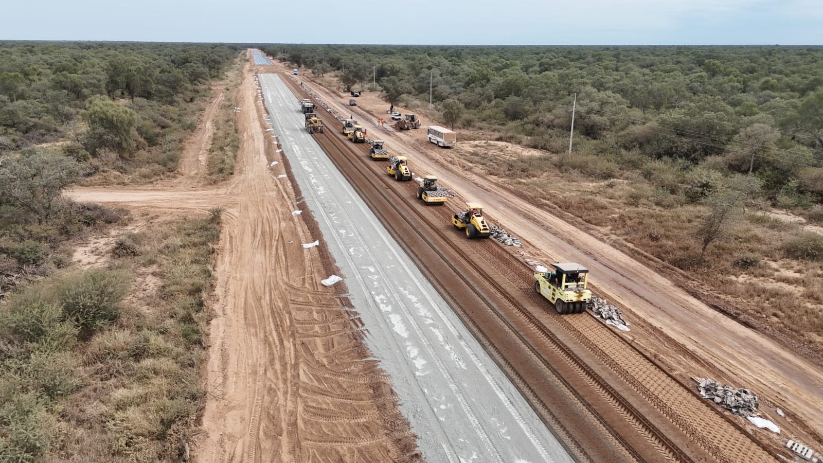 La Ruta Bioceánica entra en una nueva fase con el inicio del asfaltado hacia Pozo Hondo