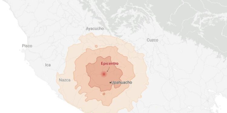 Terremoto de magnitud 7,2 sacude el sur de Perú y deja daños en viviendas e infraestructura Terremoto de magnitud 7,2 sacude el sur de Perú y deja daños en viviendas e infraestructura
