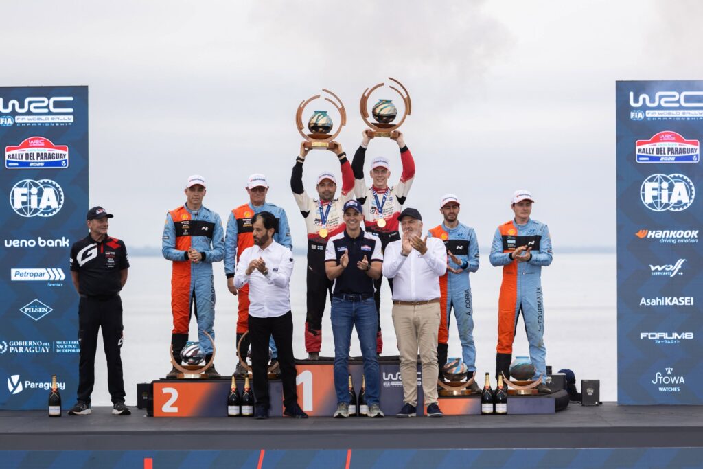 Rally Mundial 2026: Sami Pajari se consagra en Paraguay y suma su tercera victoria consecutiva Rally Mundial 2026: Sami Pajari se consagra en Paraguay y suma su tercera victoria consecutiva