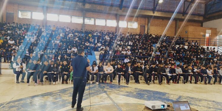 Salvando Vidas llega a casi 7000 personas en Concepción con acciones de prevención