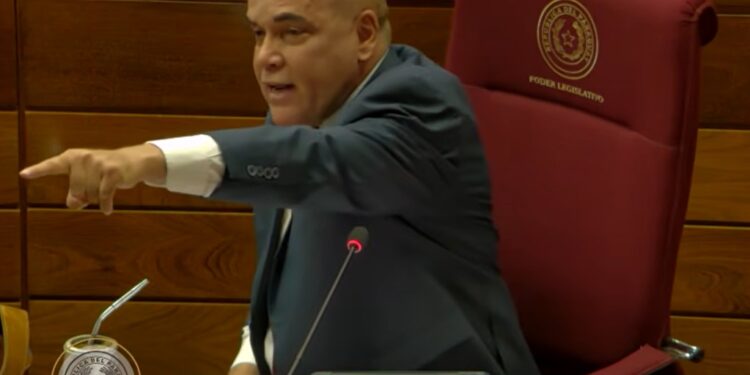 Senadores aprueban interpelación de la ministra Claudia Centurión por la tragedia de Pedrozo