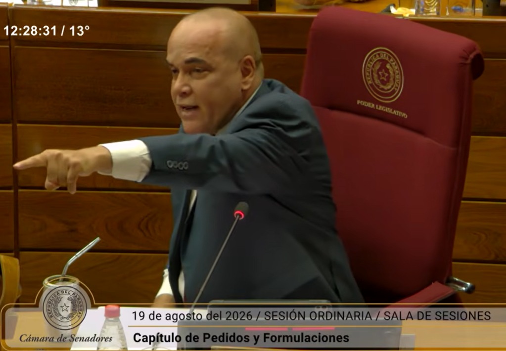 Senadores aprueban interpelación de la ministra Claudia Centurión por la tragedia de Pedrozo Senadores aprueban interpelación de la ministra Claudia Centurión por la tragedia de Pedrozo