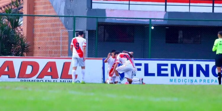 River Plate supera por la mínima a 24 de Setiembre en el arranque de la vigésima fecha de la Primera B River Plate supera por la mínima a 24 de Setiembre en el arranque de la vigésima fecha de la Primera B