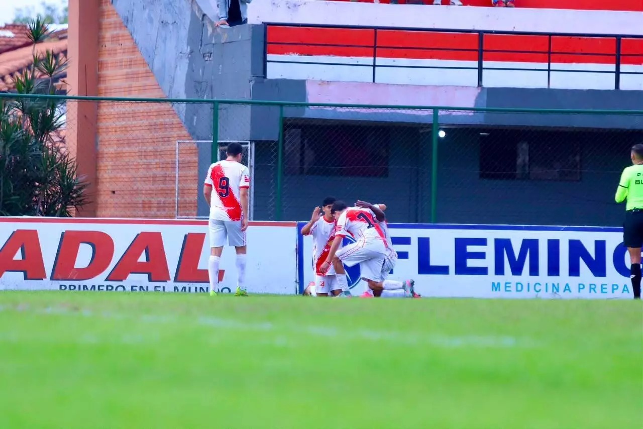 River Plate supera por la mínima a 24 de Setiembre en el arranque de la vigésima fecha de la Primera B River Plate supera por la mínima a 24 de Setiembre en el arranque de la vigésima fecha de la Primera B