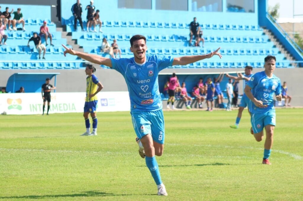 Resistencia se hace fuerte en la Chacarita y supera al Deportivo Capiatá Resistencia se hace fuerte en la Chacarita y supera al Deportivo Capiatá