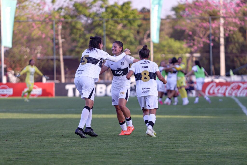 Olimpia se queda con el superclásico femenino en el arranque de la fecha 17