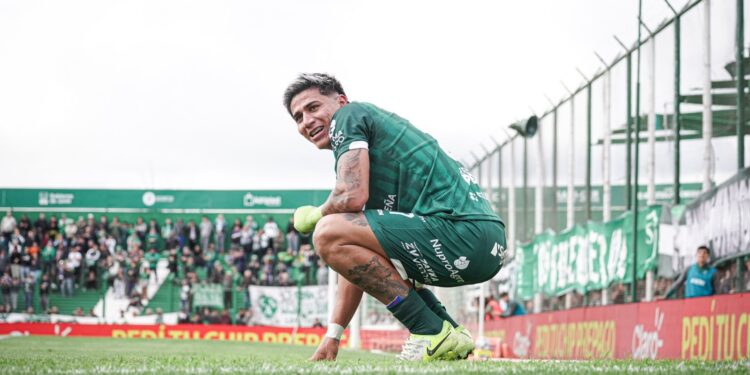 Júnior Marabel estira su gran momento en Argentina y marca en el triunfo de Sarmiento Júnior Marabel estira su gran momento en Argentina y marca en el triunfo de Sarmiento